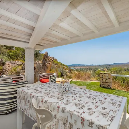 Red House Villa *