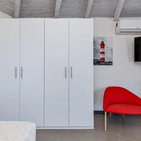 Villa Red House