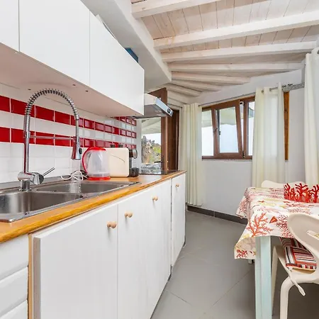 Red House Villa *