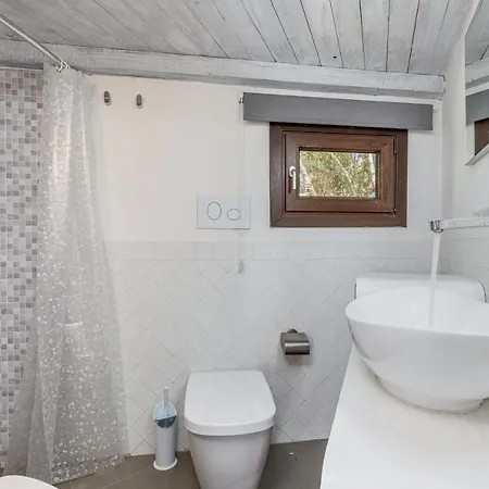 Villa Red House